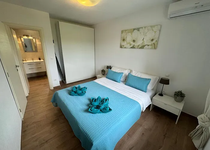 וילה Cecilia - 4 Bedrooms, 4 Bathrooms, Inside Heated Pool, Gym *